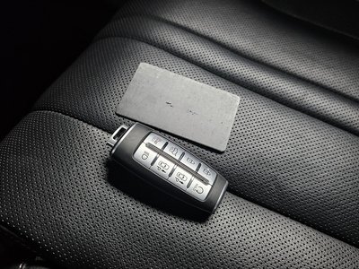 2022 Genesis GV80 thumbnail 22