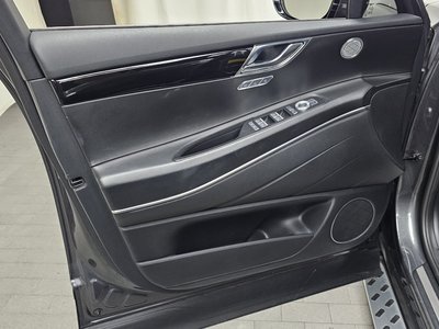 2022 Genesis GV80 thumbnail 15