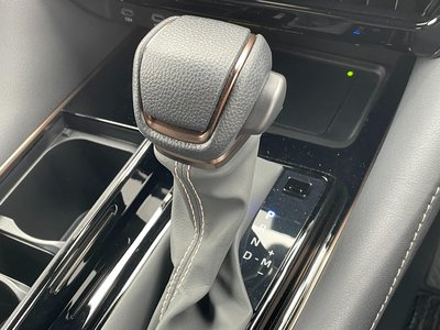 2025 Toyota ALPHARD — миниатюра 42
