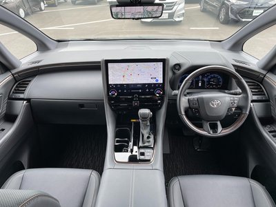2025 Toyota ALPHARD — фото 5