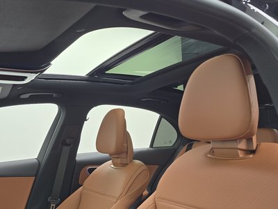 2025 MERCEDES-BENZ C-CLASS — миниатюра 16