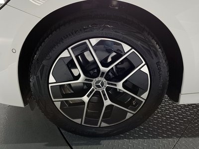 MERCEDES-BENZ E-CLASS - 6