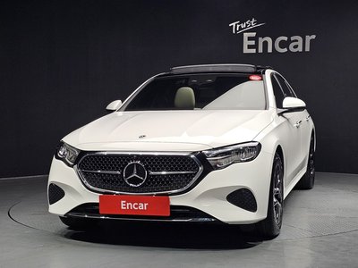 MERCEDES-BENZ E-CLASS - 2