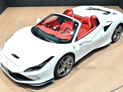 FERRARI F8 SPIDER - 8