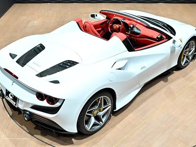 FERRARI F8 SPIDER - 9