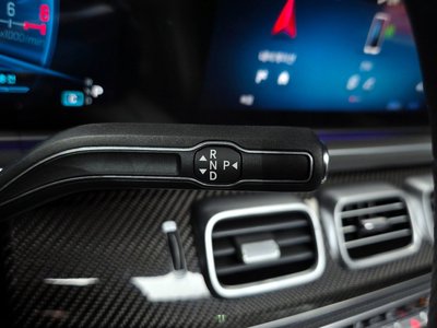 MERCEDES-BENZ GLS - 9