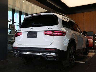 MERCEDES-BENZ GLB - 9