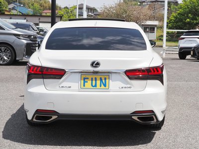 LEXUS LS - 7
