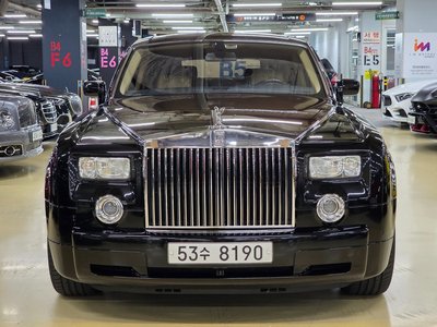 ROLLS-ROYCE PHANTOM - 2
