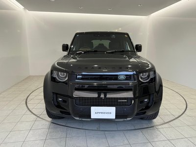 LAND ROVER DEFENDER - 10