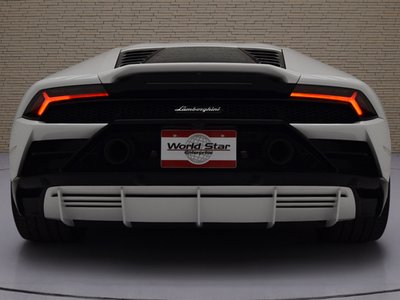 LAMBORGHINI HURACAN - 8