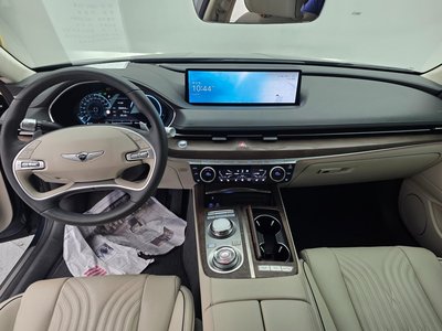 GENESIS G80 (RG3) - 7