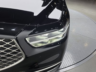 GENESIS G90 - 9