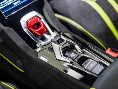 2024 Lamborghini HURACAN — миниатюра 23