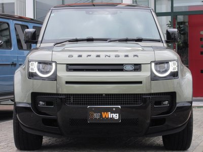 LAND ROVER DEFENDER - 3