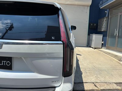 CADILLAC ESCALADE - 10