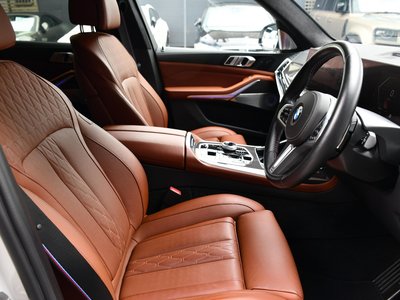 BMW X7 - 6