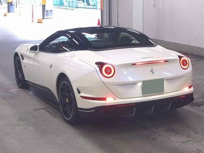صورة 1 لـ 2017 Ferrari CALIFORNIA T