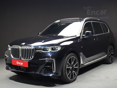 2022 BMW X7 photo 1