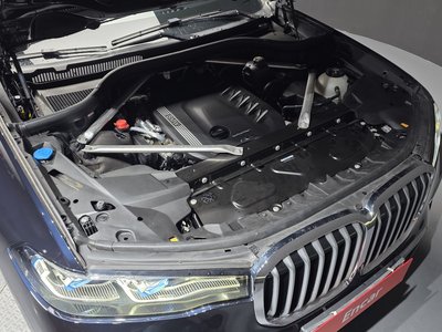 2022 BMW X7 photo 7