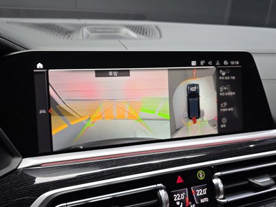 2022 BMW X7 — миниатюра 21