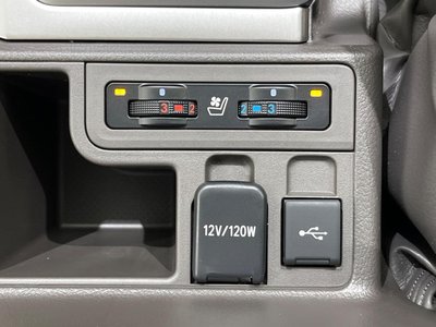 TOYOTA LAND CRUISER PRADO - 7