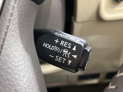 TOYOTA LAND CRUISER PRADO - 6