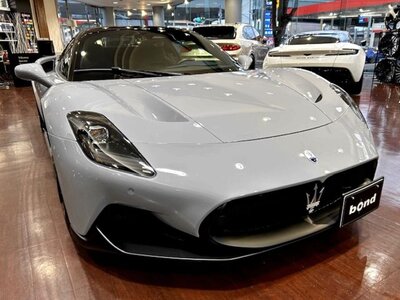 MASERATI MC20 CIELO 2023 thumbnail 6