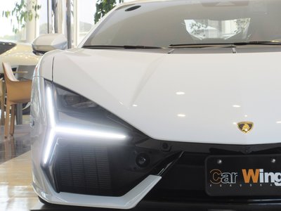 LAMBORGHINI REVUELTO - 8