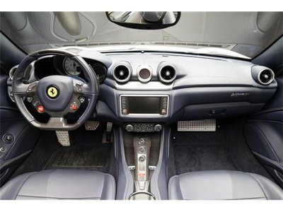 2015 FERRARI CALIFORNIA T — миниатюра 13