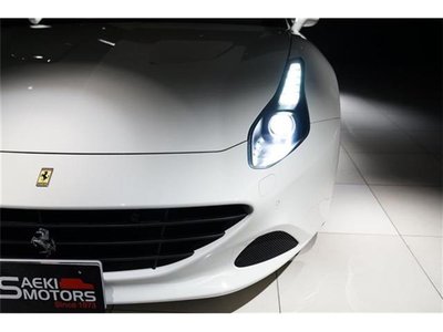 2015 FERRARI CALIFORNIA T — миниатюра 23