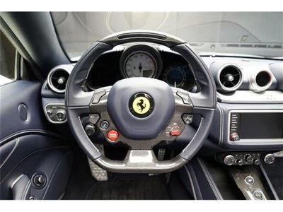 2015 FERRARI CALIFORNIA T — миниатюра 14