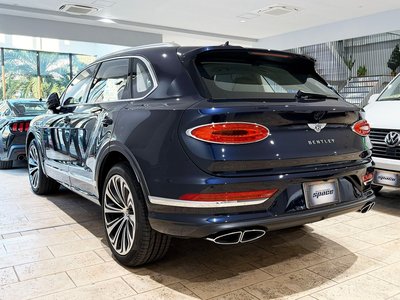BENTLEY BENTAYGA - 3