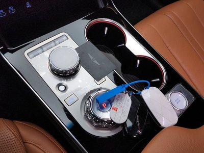 GENESIS GV80 - 9