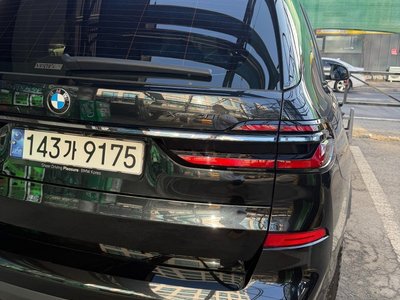 BMW X7 - 7