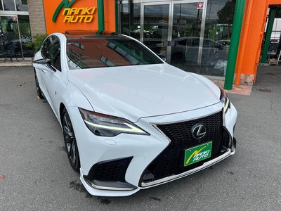 LEXUS LS - 6
