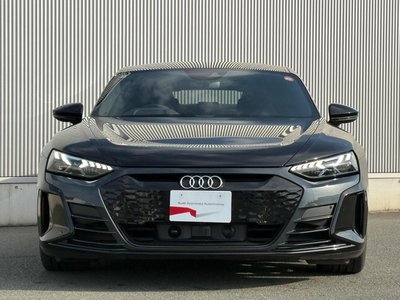 AUDI E-TRON GT - 6