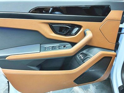 صورة مصغرة 25 لـ 2025 Lamborghini URUS