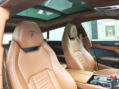 صورة مصغرة 15 لـ 2025 Lamborghini URUS