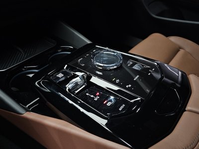 2024 BMW 5 SERIES — миниатюра 12