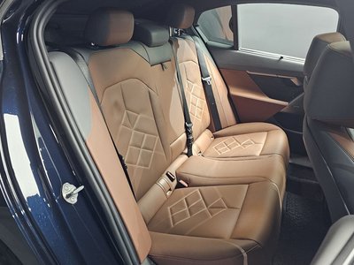 2024 BMW 5 SERIES — миниатюра 17