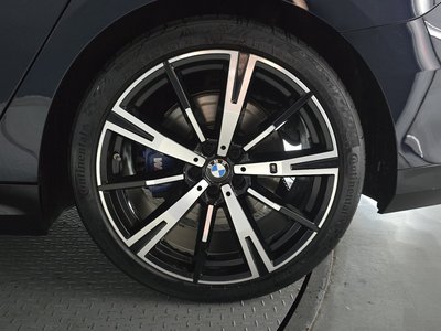 صورة 8 لـ 2024 BMW 5 SERIES