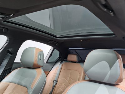 2024 BMW 5 SERIES — миниатюра 32