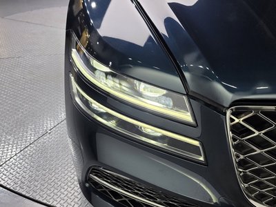 GENESIS G80 (RG3) - 9