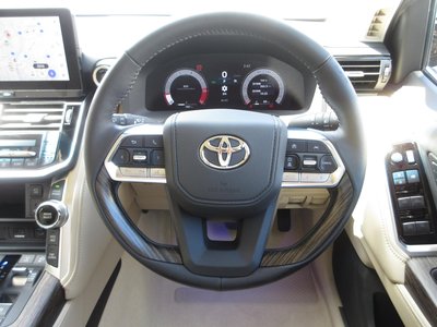 صورة مصغرة 41 لـ 2025 Toyota LAND CRUISER 300