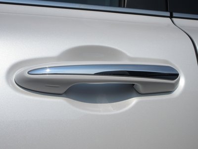 صورة مصغرة 33 لـ 2025 Toyota LAND CRUISER 300