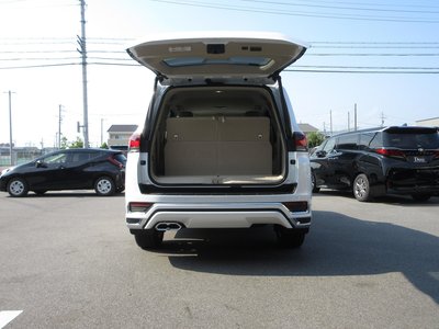 صورة مصغرة 15 لـ 2025 Toyota LAND CRUISER 300