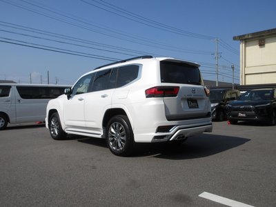 صورة مصغرة 12 لـ 2025 Toyota LAND CRUISER 300