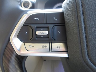 صورة مصغرة 43 لـ 2025 Toyota LAND CRUISER 300