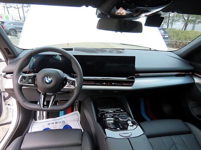 BMW 5 SERIES - 5